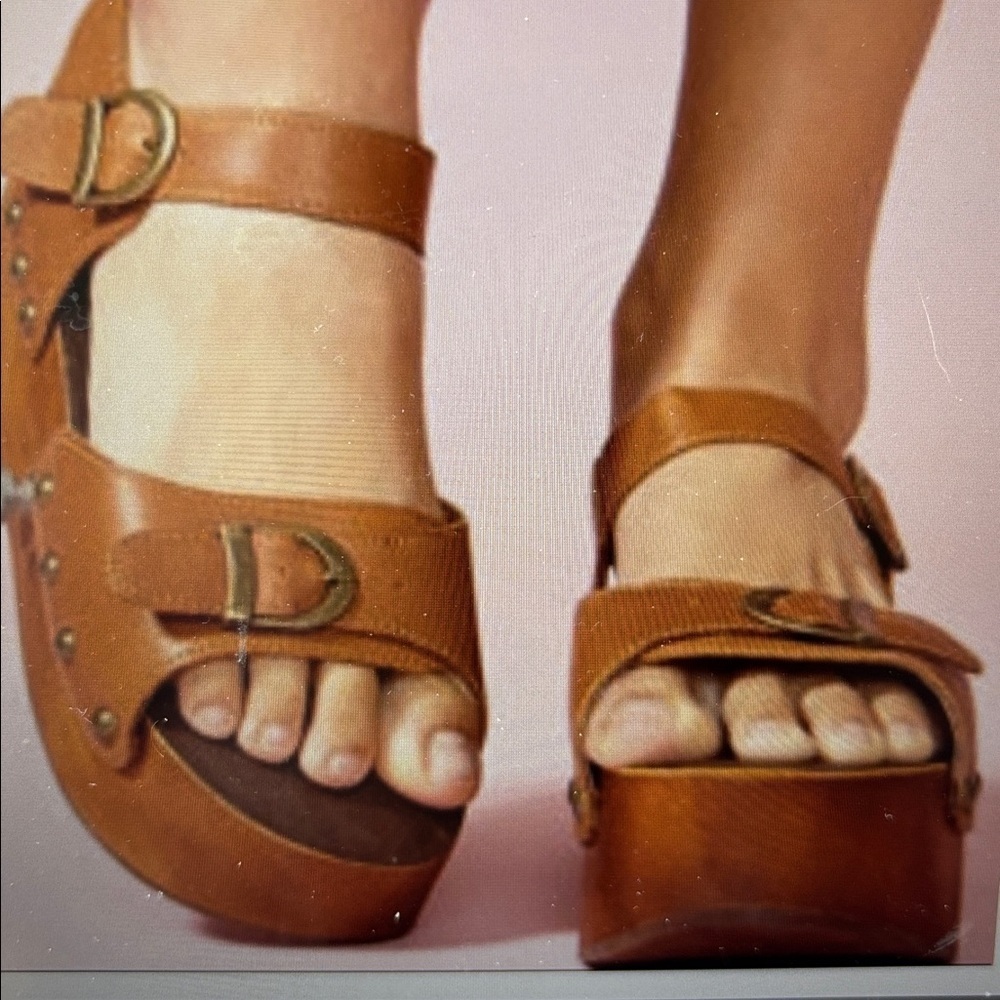 70’s vintage pop out sandal skate